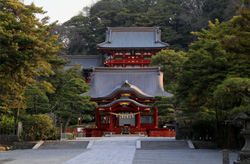 鶴岡八幡宮