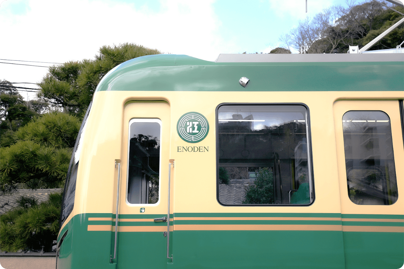 乗降時の安全確認を支える車側カメラ