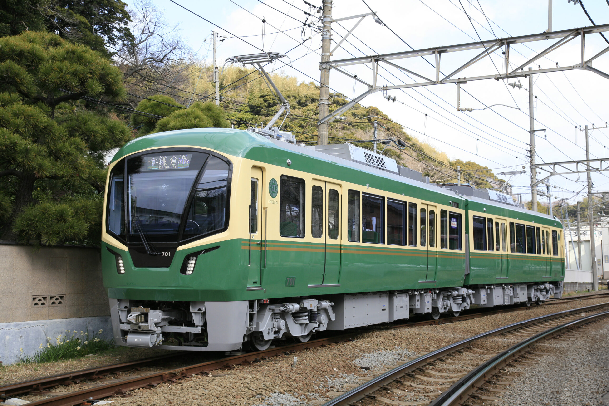新型車両700形の営業運転開始について｜江ノ島電鉄株式会社